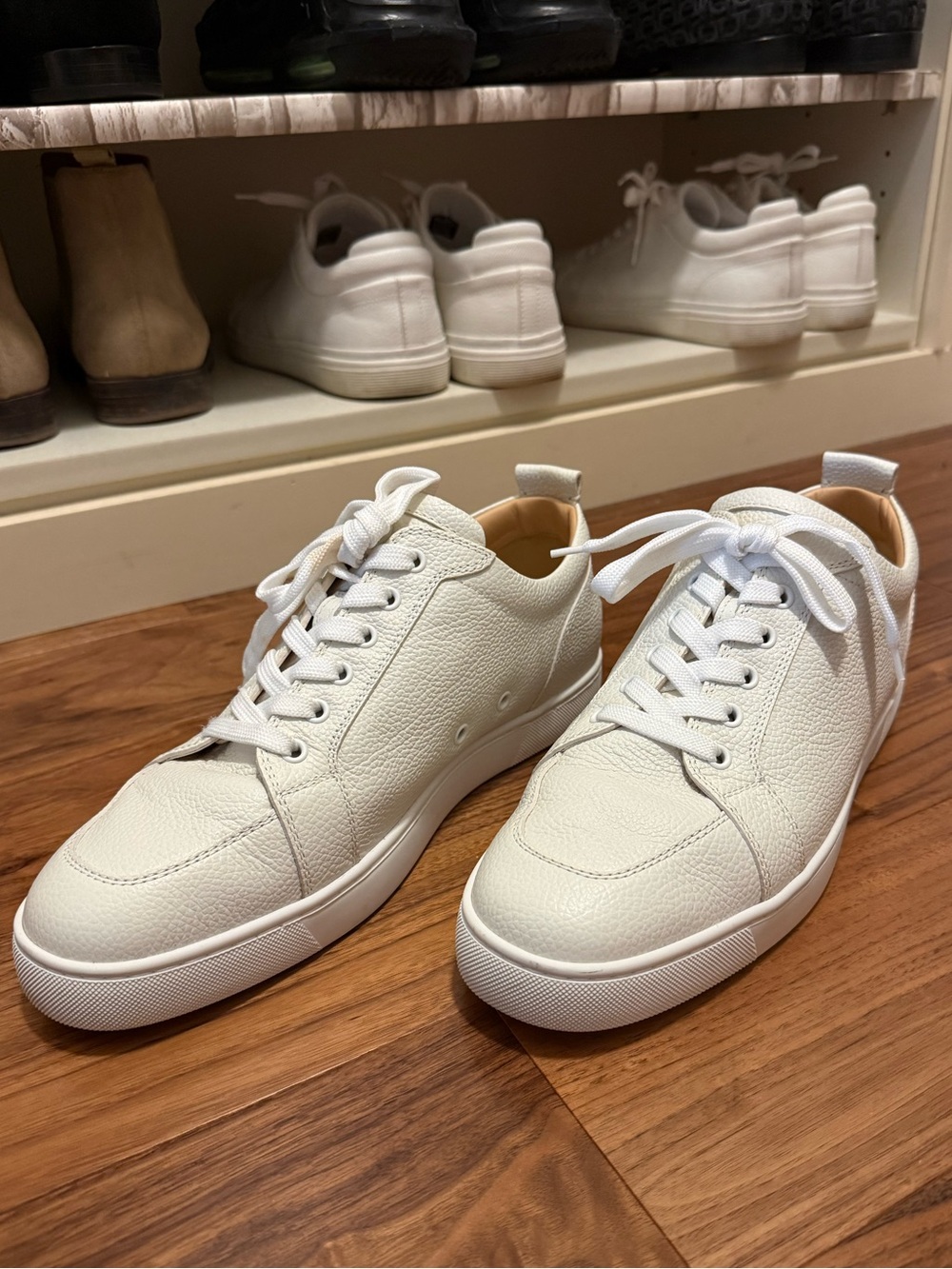 CHRISTIAN LOUBOUTIN Rantulow Grained Calf Leather Latte Sneakers